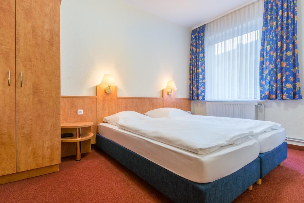 Cvjm Hotel Am Wollmarkt Braunschweig Bilik gambar